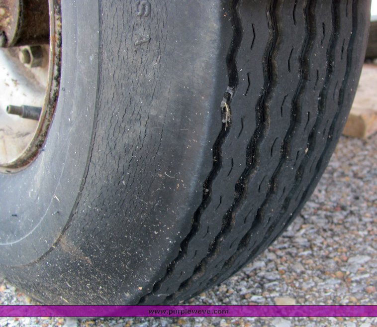 image for item 6116 1969 Evinrude open bow boat