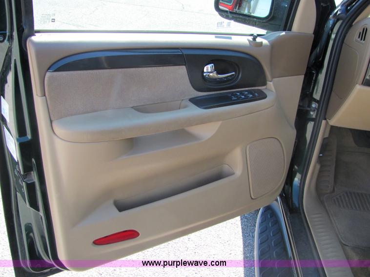 image for item 6187 2002 GMC Envoy