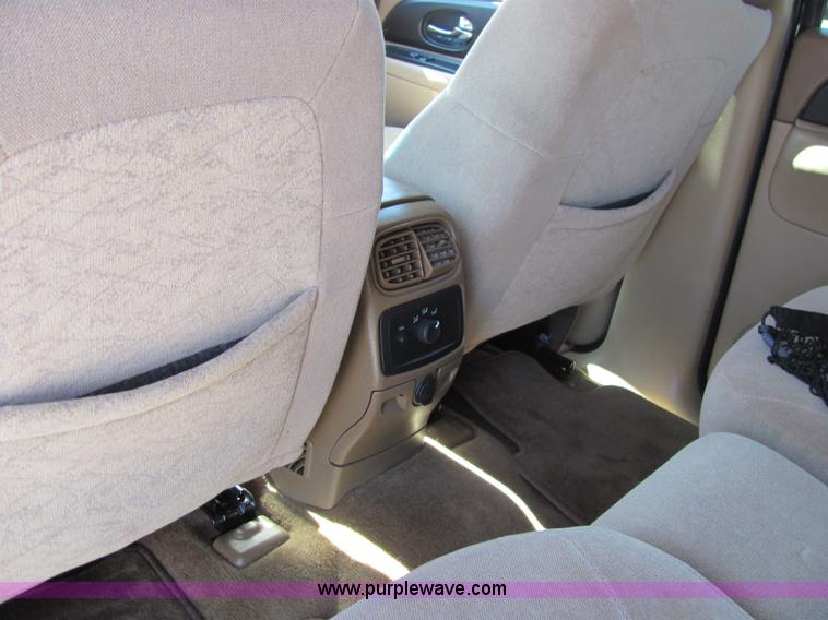 image for item 6187 2002 GMC Envoy