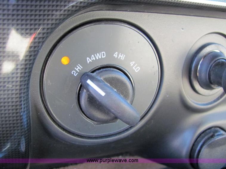 image for item 6187 2002 GMC Envoy