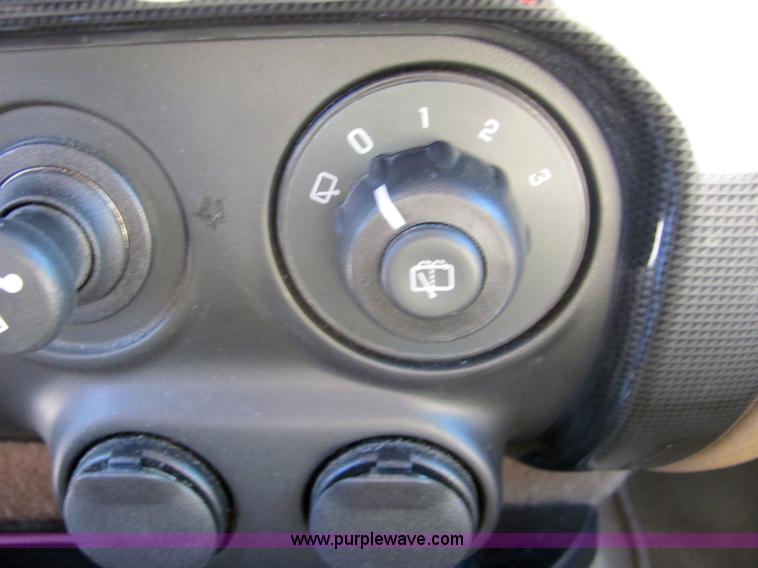 image for item 6187 2002 GMC Envoy