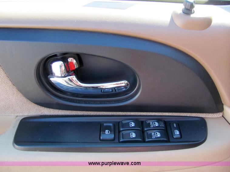 image for item 6187 2002 GMC Envoy