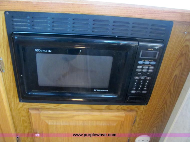 image for item 6189 2000 Hitch Hiker fifth wheel camper