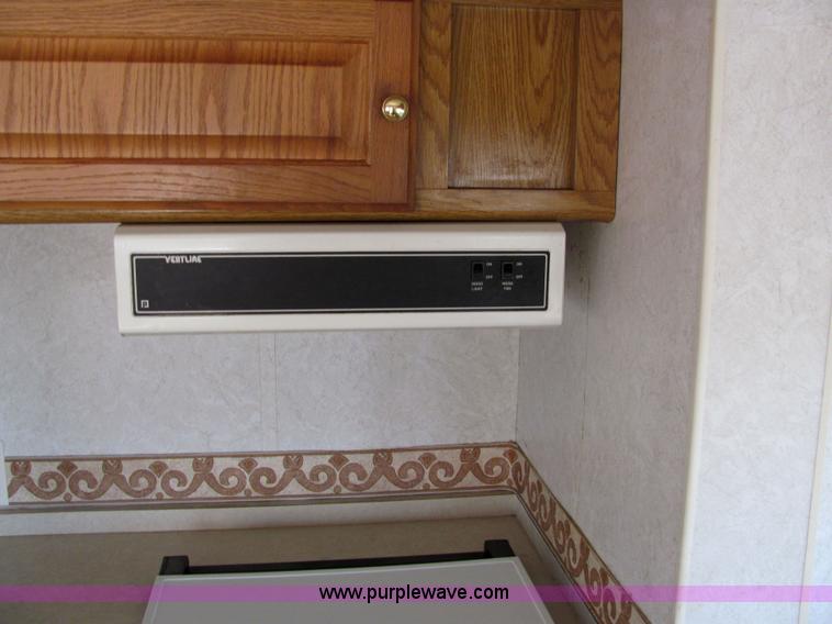 image for item 6189 2000 Hitch Hiker fifth wheel camper