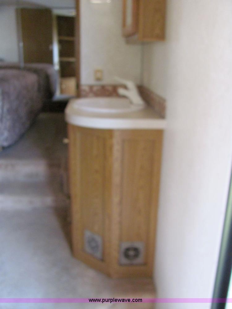 image for item 6189 2000 Hitch Hiker fifth wheel camper