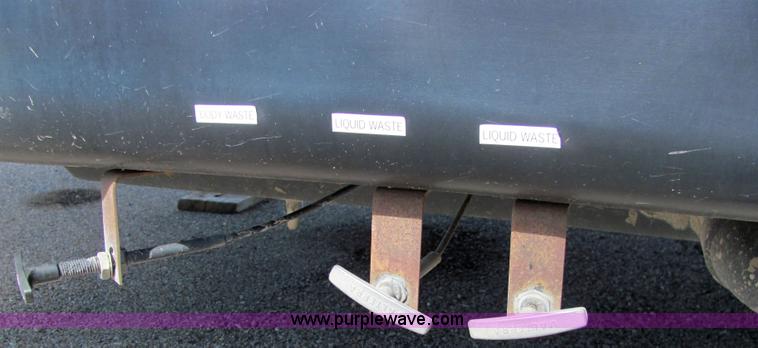 image for item 6189 2000 Hitch Hiker fifth wheel camper