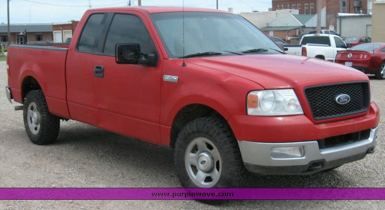 image for item 6817 2004 Ford F150 pickup truck