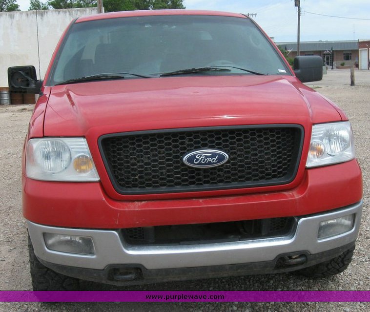 image for item 6817 2004 Ford F150 pickup truck