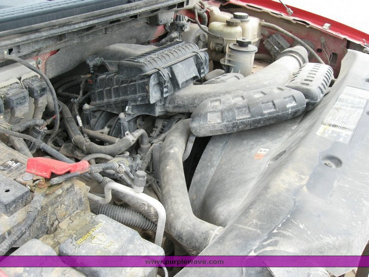 image for item 6817 2004 Ford F150 pickup truck