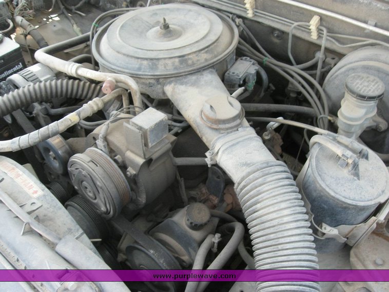 image for item 6835 1992 Isuzu Rodeo