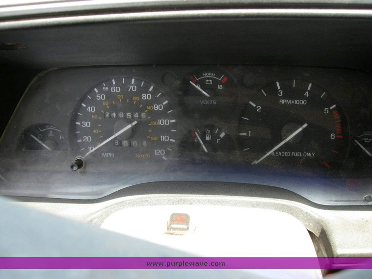 image for item 6836 1993 Mercury Cougar XR7