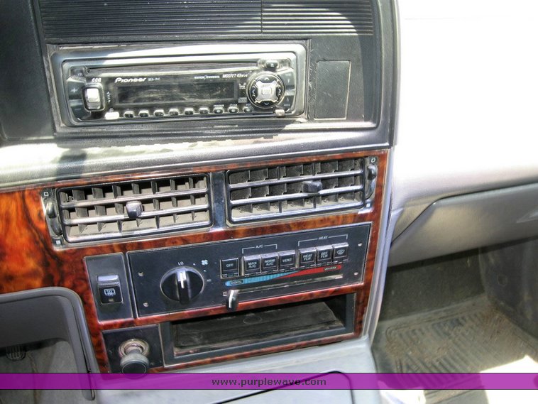 image for item 6836 1993 Mercury Cougar XR7