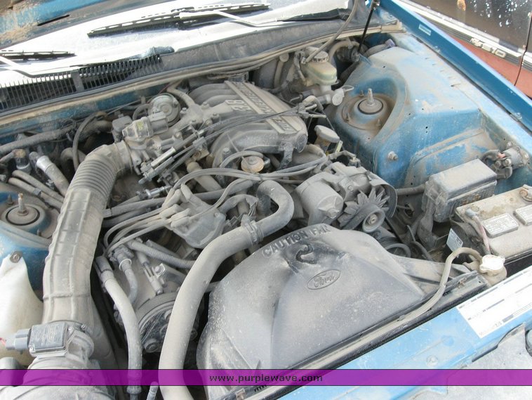 image for item 6836 1993 Mercury Cougar XR7