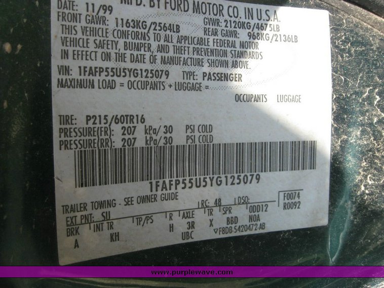 image for item 6838 2000 Ford Taurus SES
