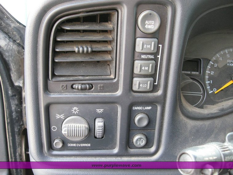 image for item 6840 2000 Chevrolet K1500 Silverado pickup truck