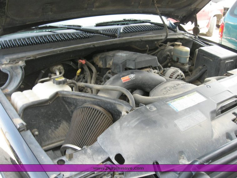 image for item 6840 2000 Chevrolet K1500 Silverado pickup truck