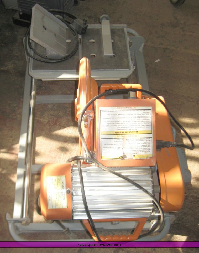 image for item 7275 Chicago Electric 10" tile saw