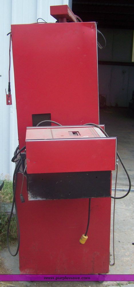 image for item 8511 Sun Computer II 1215 diagnostic machine