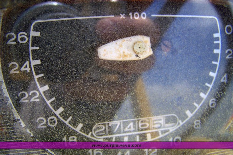 image for item 8513 Ford tractor with Ford loader