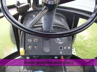 image for item 1006 1976 John Deere 4630 tractor