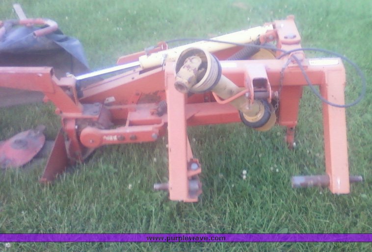 image for item 1007 Lely Optimo 320 disc mower