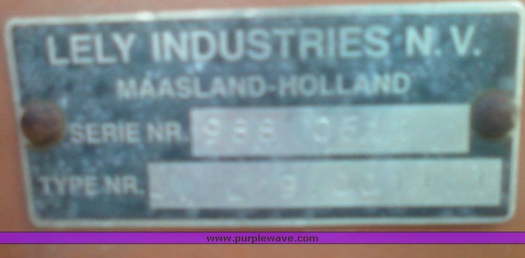 image for item 1007 Lely Optimo 320 disc mower