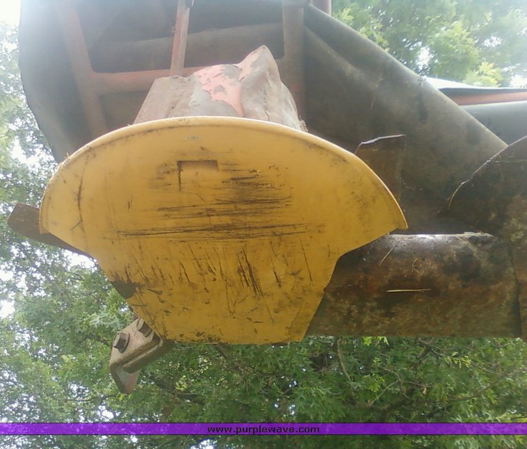 image for item 1007 Lely Optimo 320 disc mower