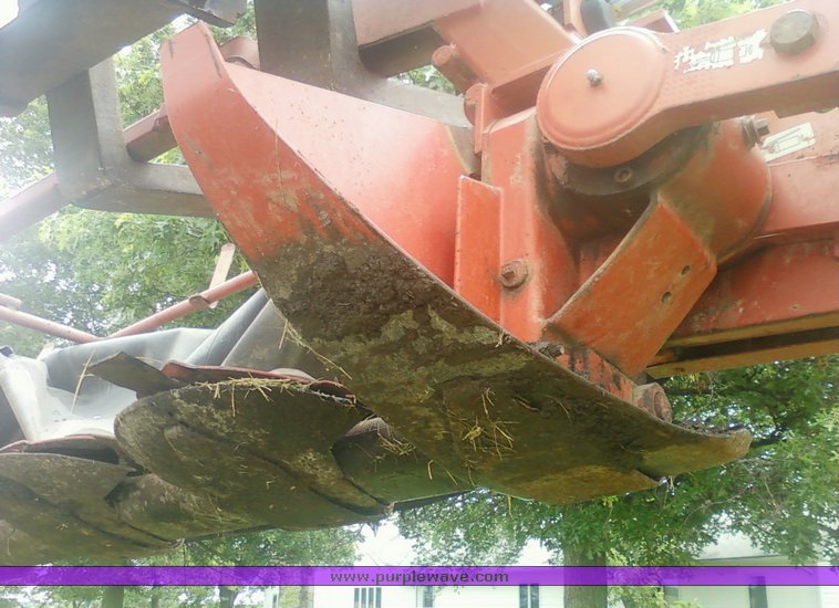 image for item 1007 Lely Optimo 320 disc mower