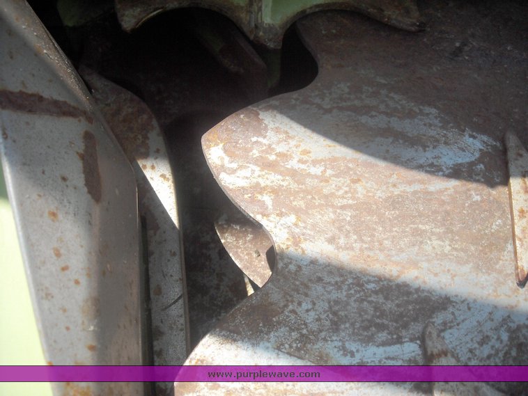 image for item 1010 Class RU600 corn head