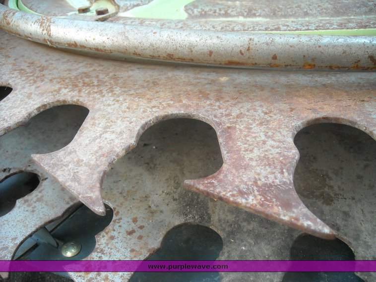 image for item 1010 Class RU600 corn head