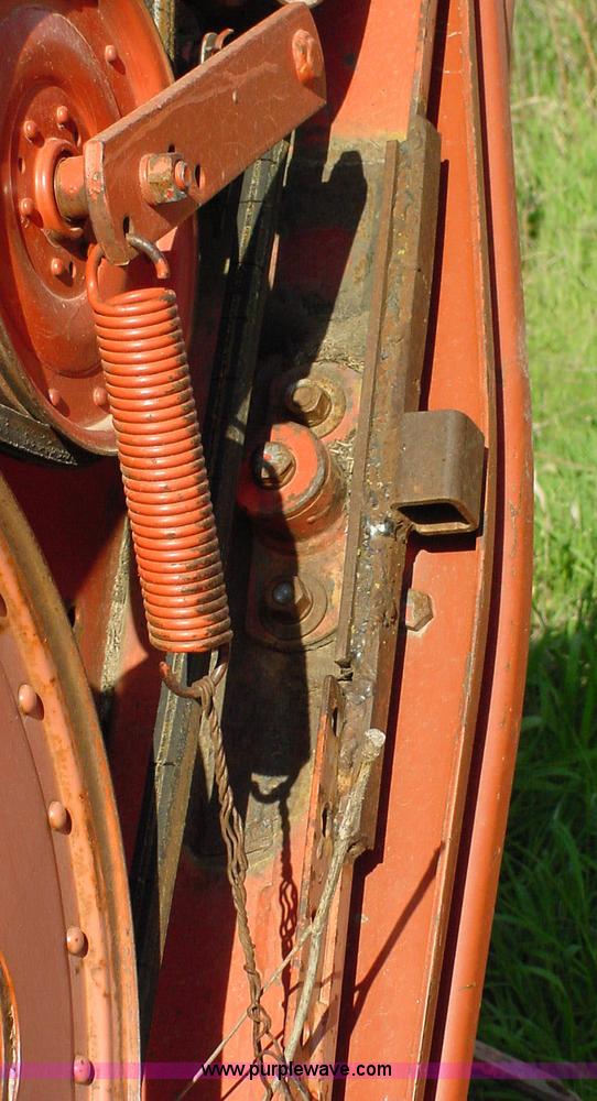 image for item 1011 Hesston 6650 swather