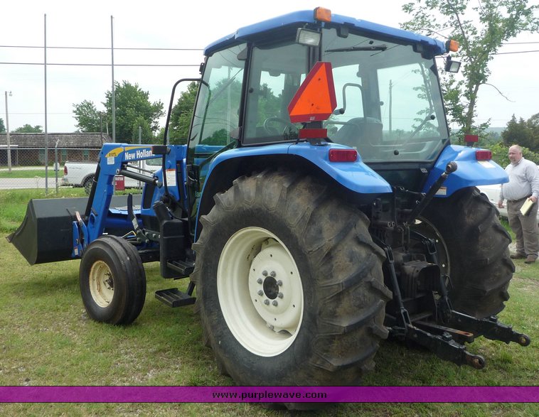 image for item 1802 2007 New Holland TL90A tractor