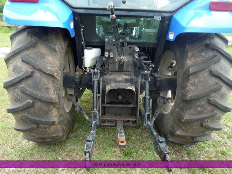 image for item 1802 2007 New Holland TL90A tractor