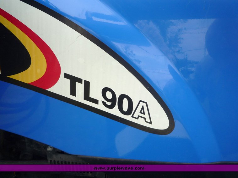 image for item 1802 2007 New Holland TL90A tractor