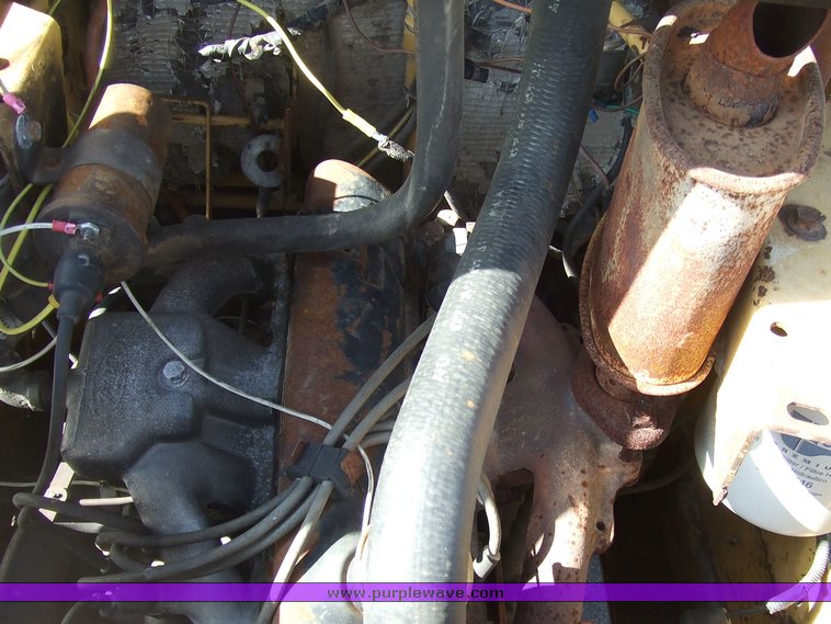 image for item 2072 1986 New Holland L454 skid steer