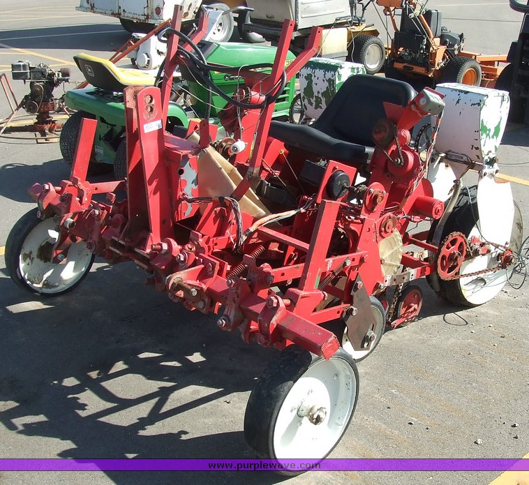 image for item 2073 John Deere two row planter