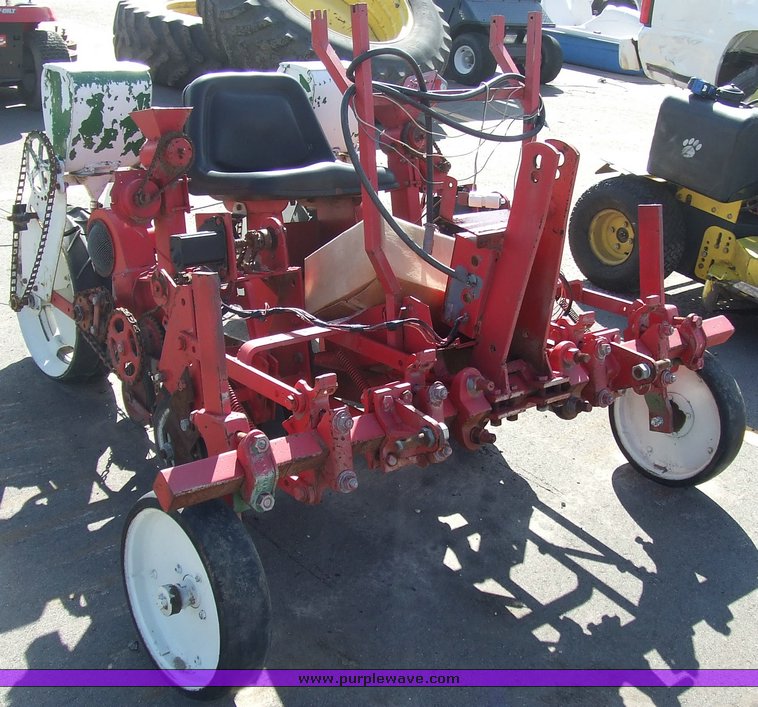 image for item 2073 John Deere two row planter