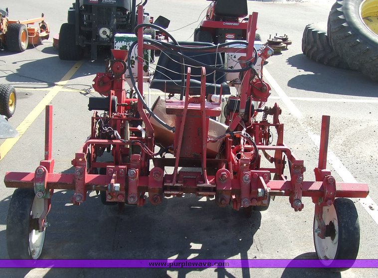 image for item 2073 John Deere two row planter