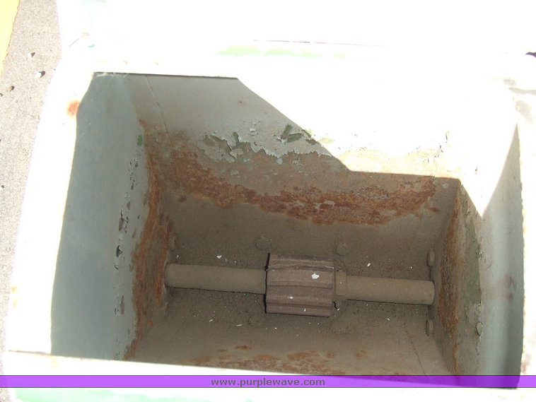 image for item 2073 John Deere two row planter