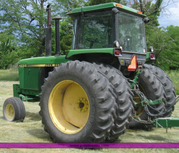image for item 2354 1987 John Deere 4250 tractor