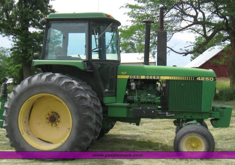 image for item 2354 1987 John Deere 4250 tractor
