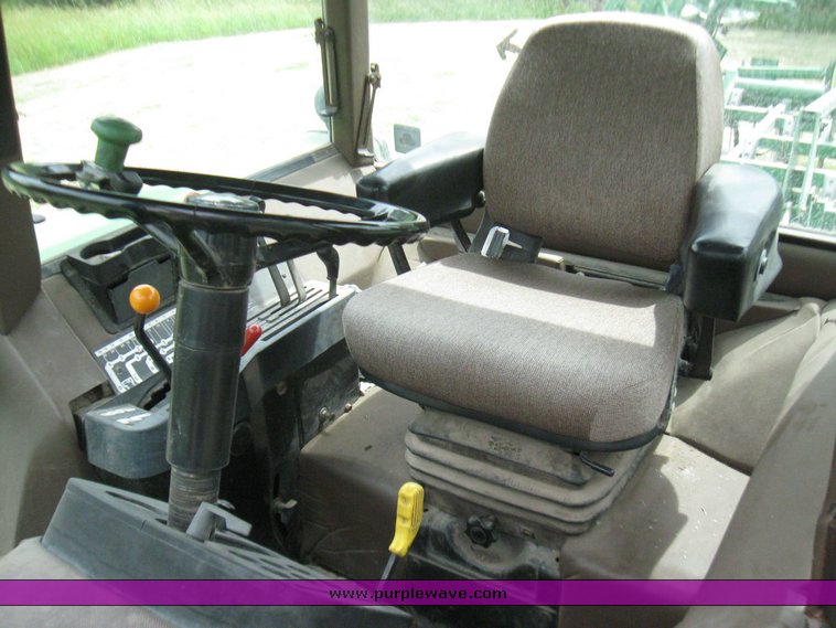 image for item 2354 1987 John Deere 4250 tractor