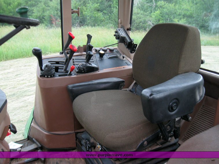 image for item 2355 1996 John Deere 7400 tractor with loader