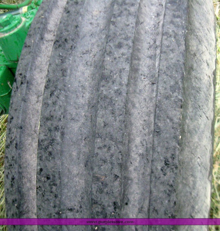 image for item 2355 1996 John Deere 7400 tractor with loader