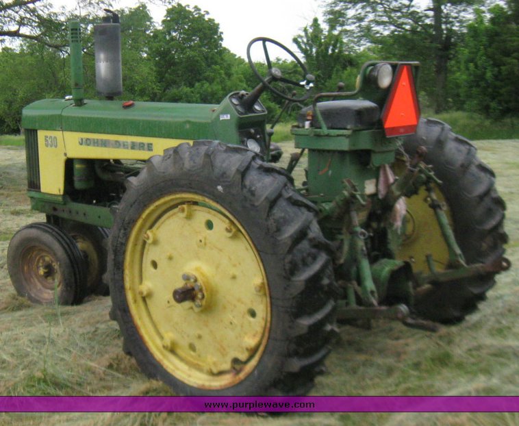 image for item 2358 1959 John Deere 530 tractor
