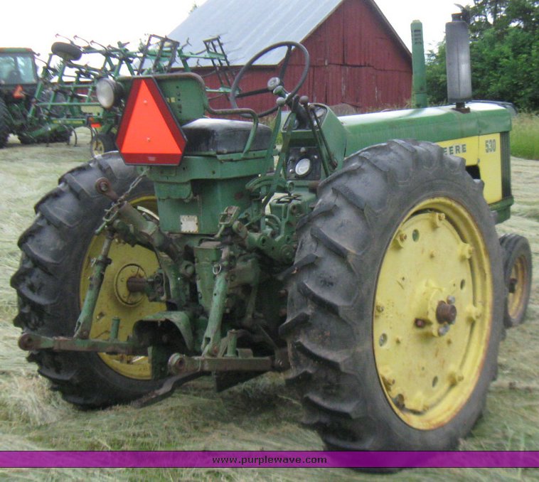 image for item 2358 1959 John Deere 530 tractor