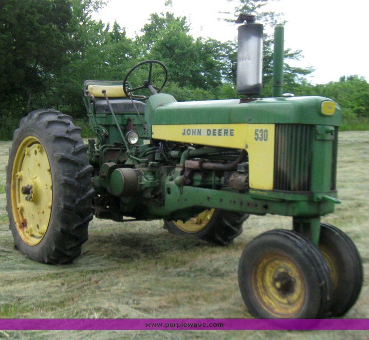 image for item 2358 1959 John Deere 530 tractor