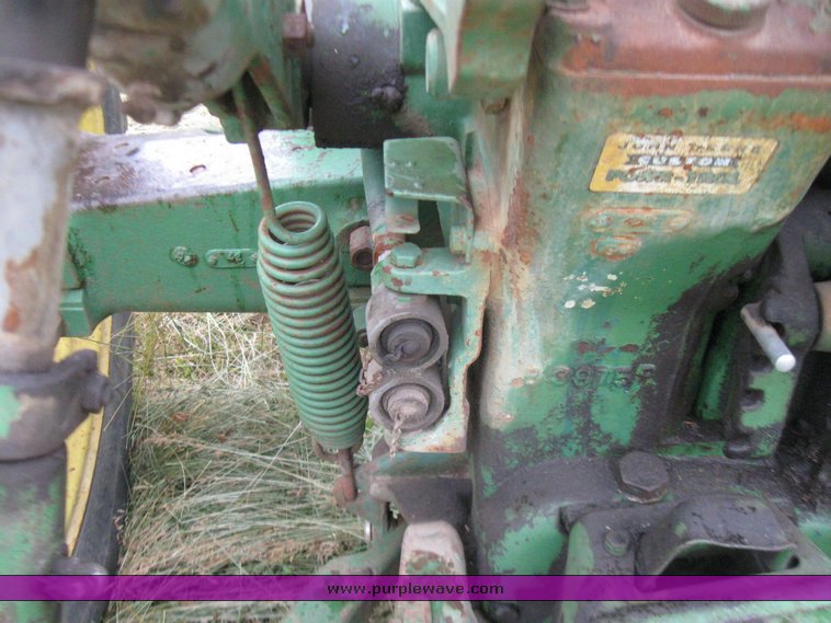 image for item 2358 1959 John Deere 530 tractor