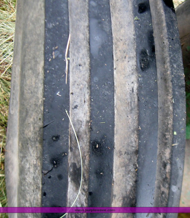 image for item 2358 1959 John Deere 530 tractor