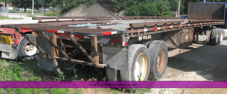 image for item 2423 45' flat bed semi trailer